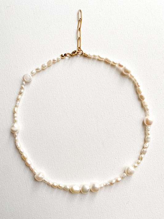 AMALIE PEARL NECKLACE